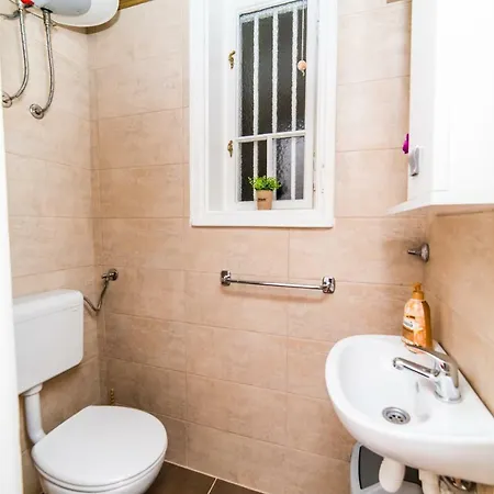 Apartamento Spacious 3bdr With A Balcony In The Center! Sarajevo